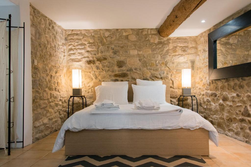 La Belugue Bed & Breakfast Beaumont-de-Pertuis Екстериор снимка